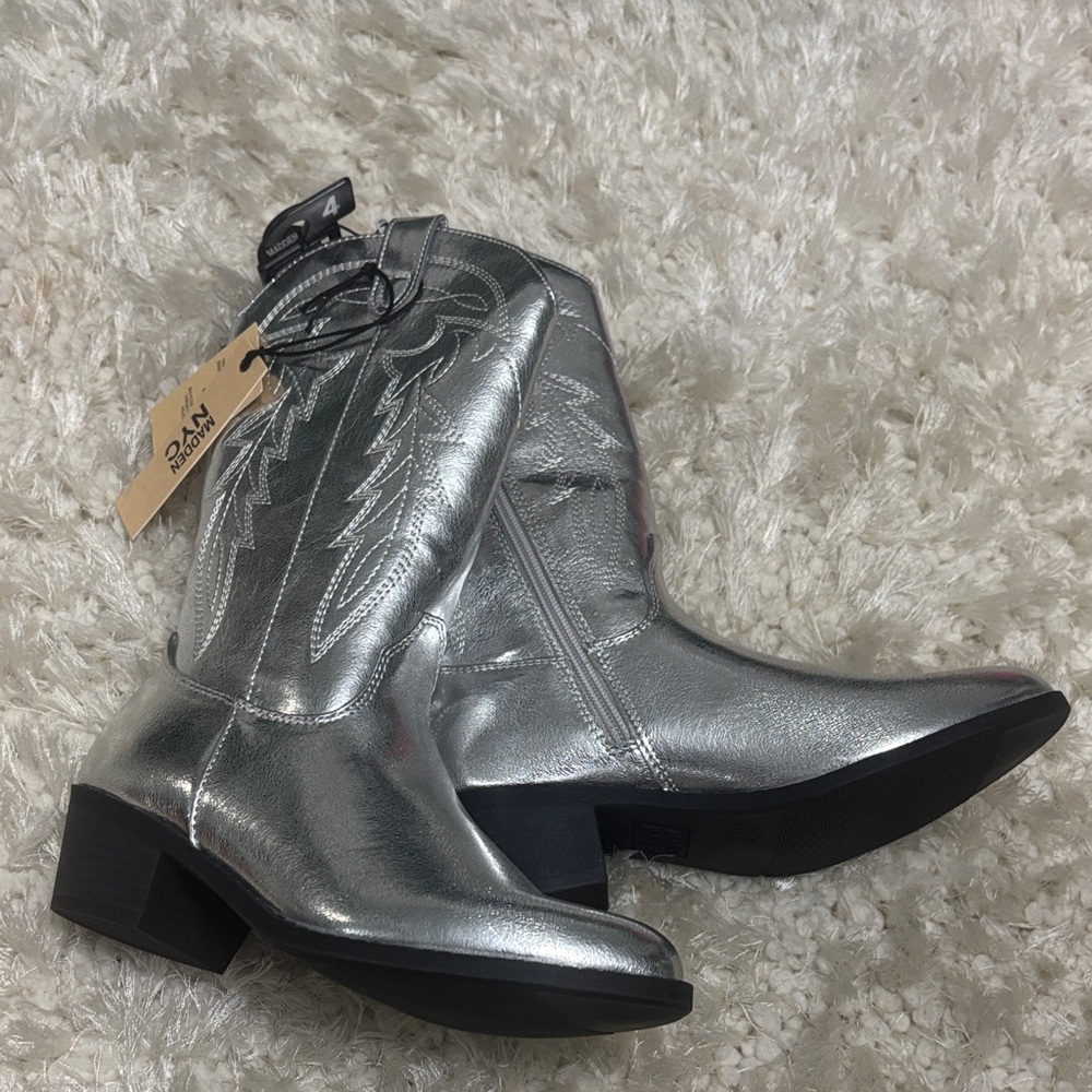 Madden NYC Kids Silver Western Cowboy Boots - Picture 9 of 9